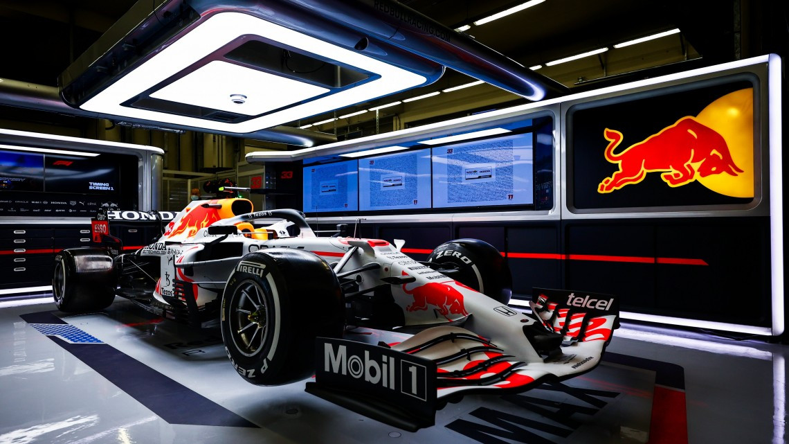 Red Bull Racing muestra diseño completo del RB16B en honor a Honda