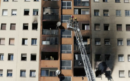 Tres muertos y 16 heridos por incendio en España