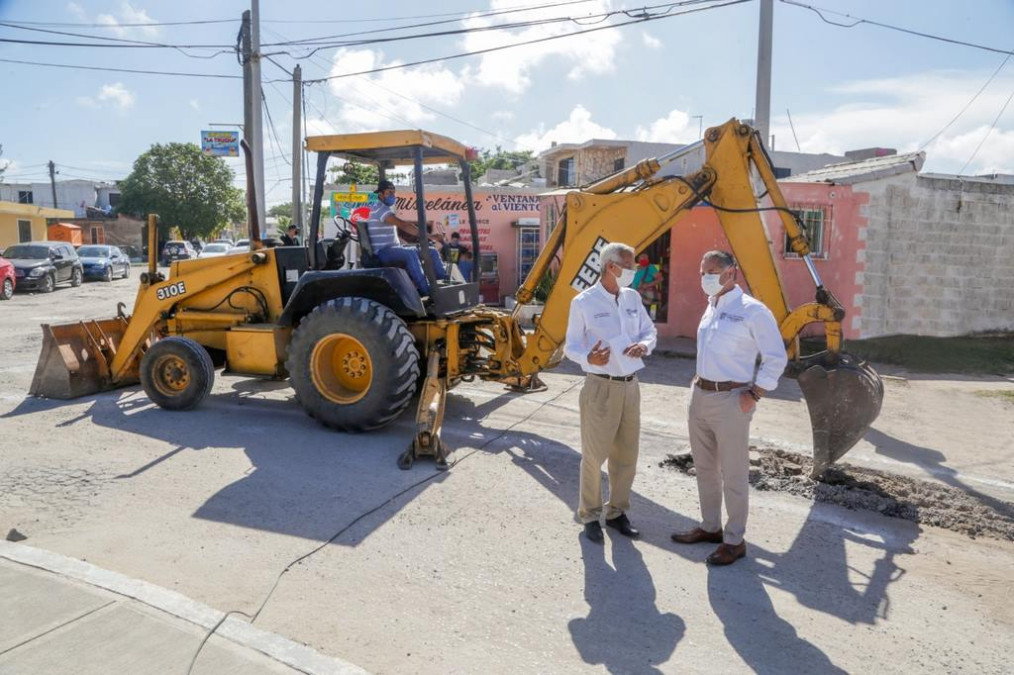 Madero avanza en obras de infraestructura vial