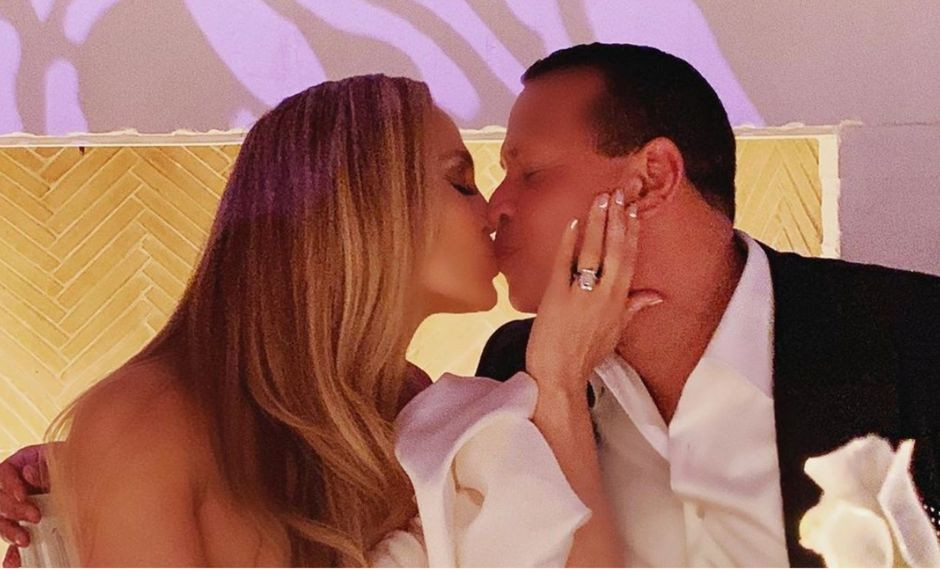 JLo y Alex Rodríguez compartieron fotos de su fiesta de compromiso