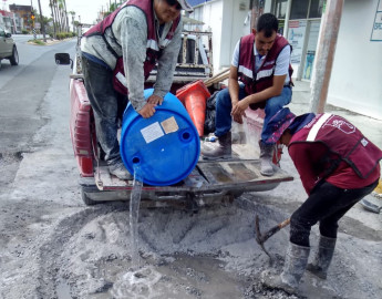 Cumple COMAPA con reposición de pavimento