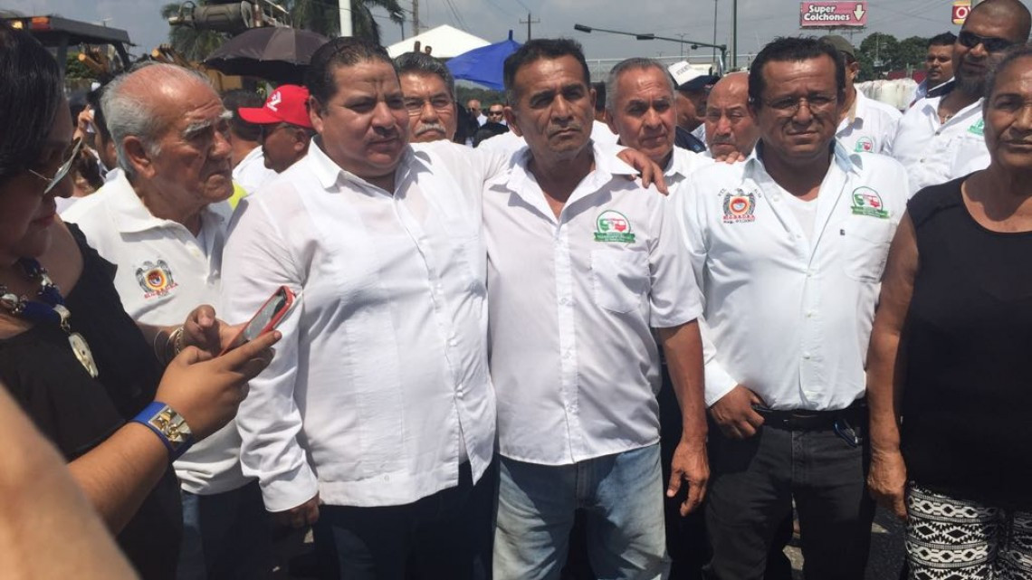 Buscan concesionarios de transporte público que el gobierno del Estado subsidie parte del pago de sus derechos vehiculares.