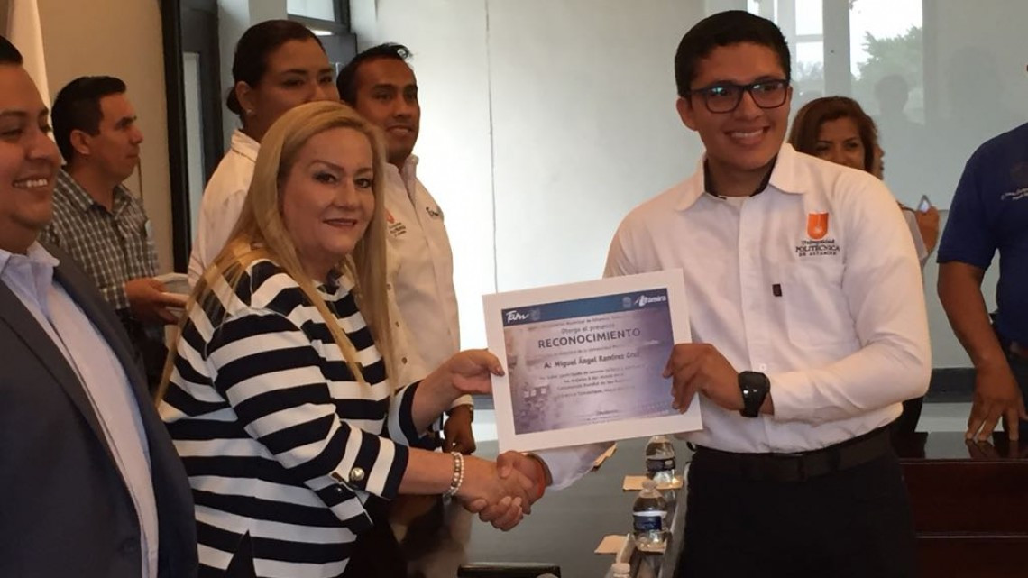 Estudiantes de la UPALT destacan en campeonato mundial de robótica