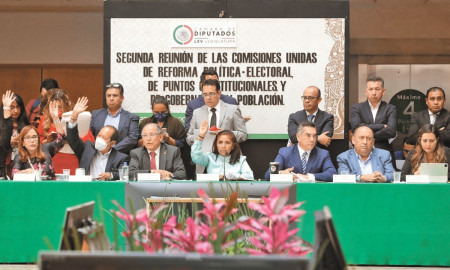 Avanza reforma electoral en comisiones, mañana se discutirá en el pleno