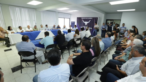 Respaldan constructores del norte a IGCV