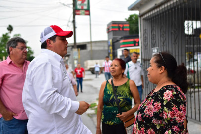 Familias de la colonia La Laguna coinciden con propuestas de Jaime Carranza “Pachin”