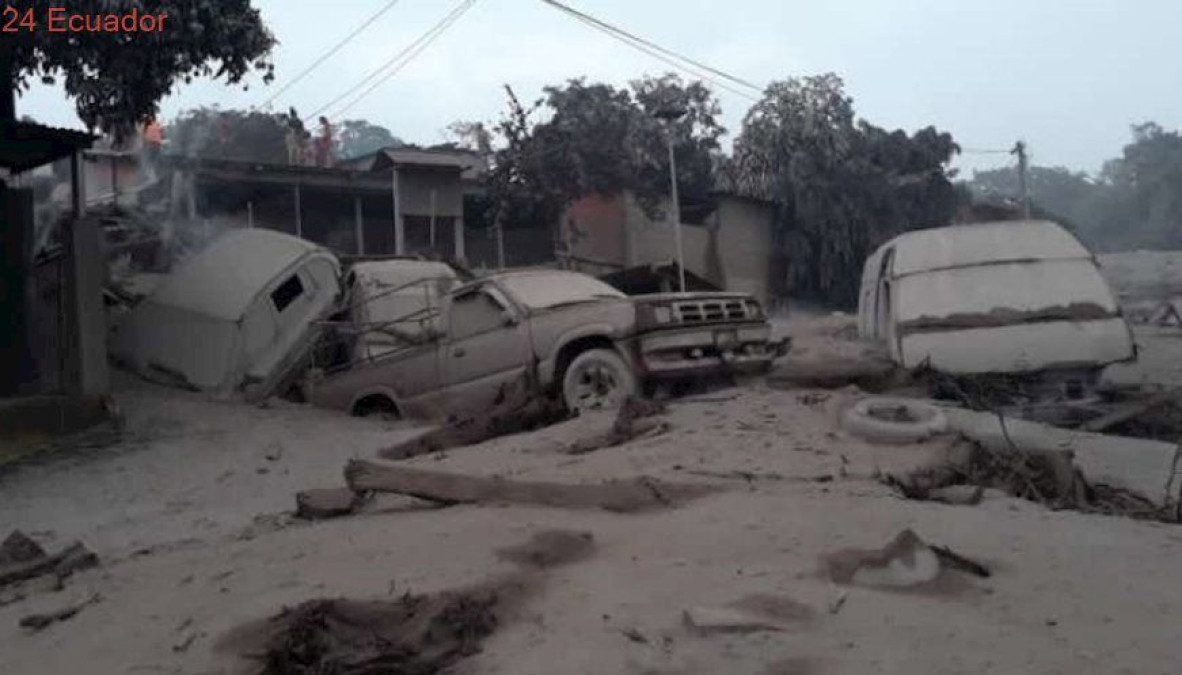 Francia enviará ayuda para damnificados del volcán en Guatemala