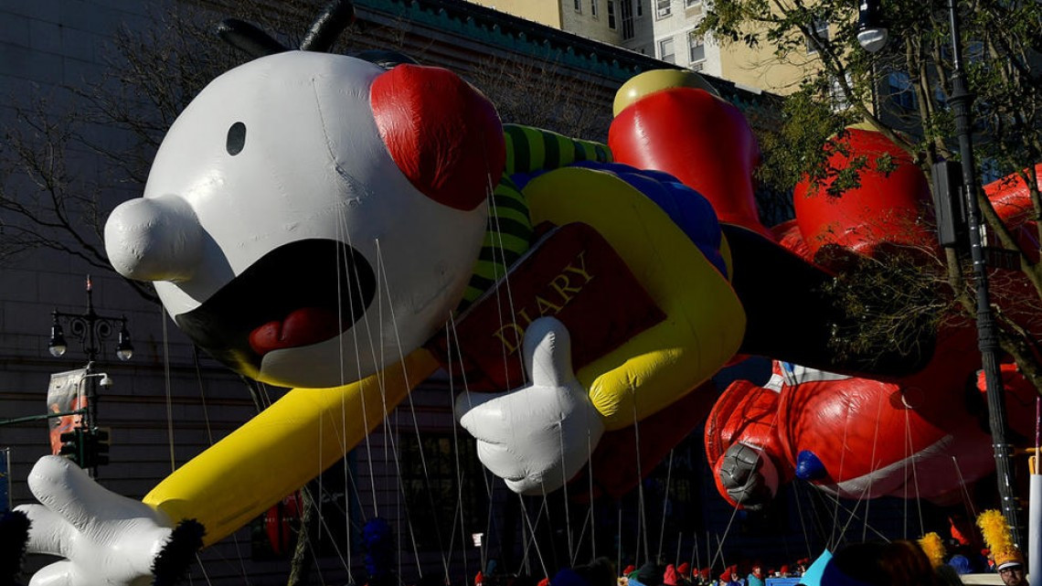 Aquí una vista al desfile de Día de Acción de Gracias de Macy's