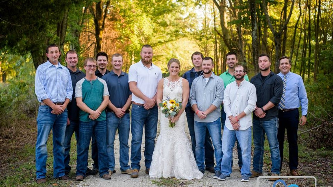 ¡Hermoso detalle! Mujer recuerda a su prometido muerto con sesión de fotos
