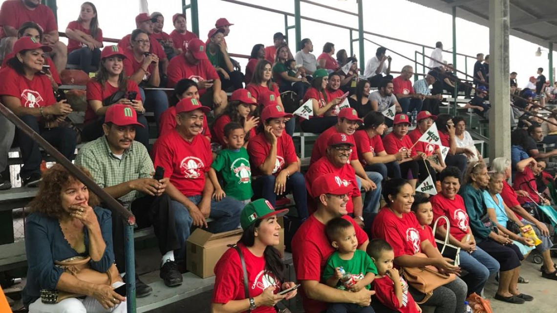 México vence por nocaut a Perú en su debut en CPB