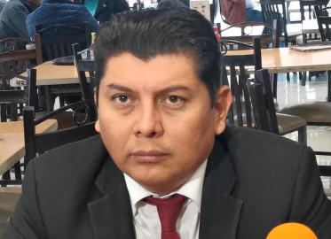 Va Marcelo Olan por el Séptimo Distrito