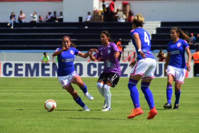 Cruz Azul, por la primera victoria en la Liga Femenil MX ante Pumas