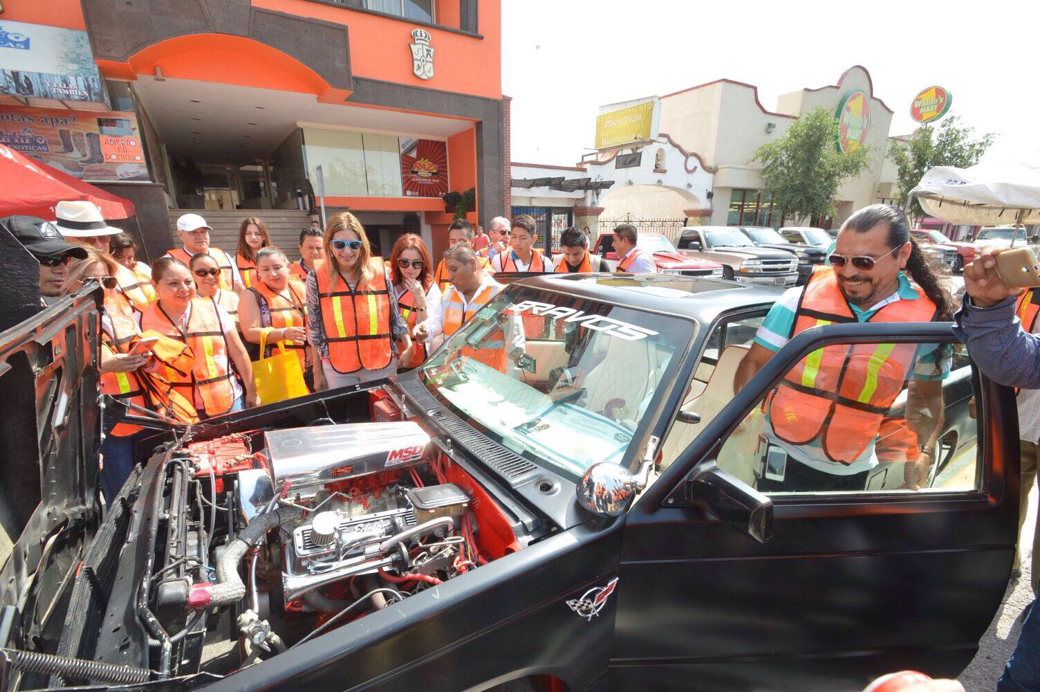 Familias disfrutan de Expo Car Fest 2017