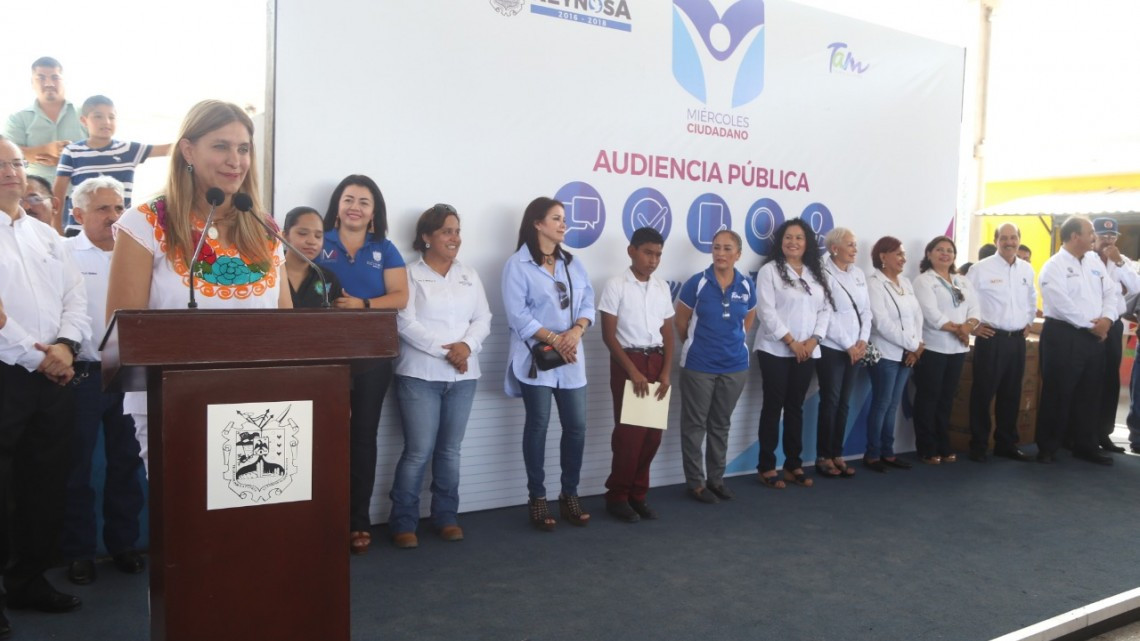 Ayuntamiento lleva apoyo a Hacienda Las Bugambilias