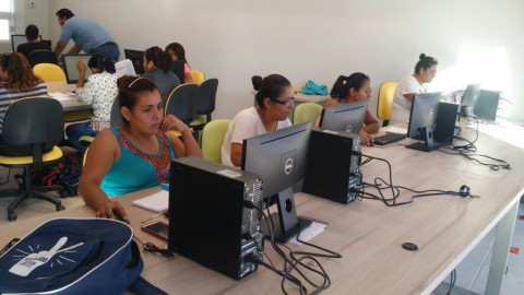 Concluyen jefas de familia cursos y talleres de capacitación