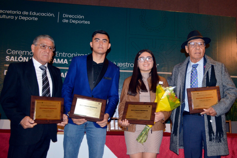 Reconoce Alcalde Mario López a glorias  deportivas y a Deportistas del Año 