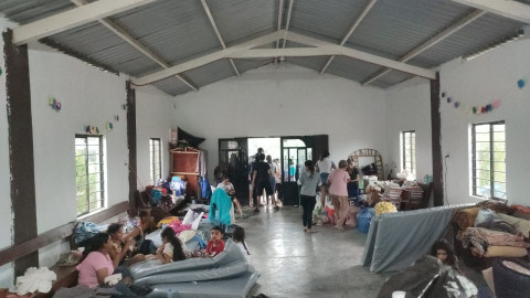 Llevan SSPT y USJT atención médica y psicológica a personas albergadas