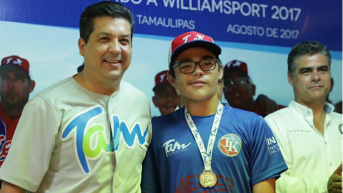 Cabeza de Vaca alienta a jugadores de la Treviño Kelly 