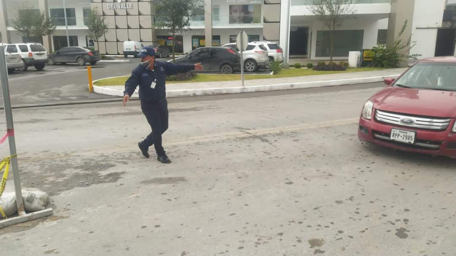 Continúa desviación de circulación en Libramiento Echeverría 