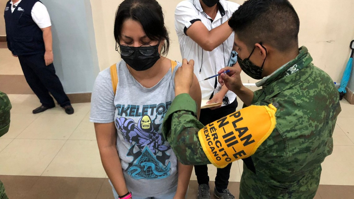 Se aplican en Nvo. Laredo un total de 106 mil 175 dosis de vacunas Covid-19 durante la jornada de vacunación a personas de 18 a 39 años  