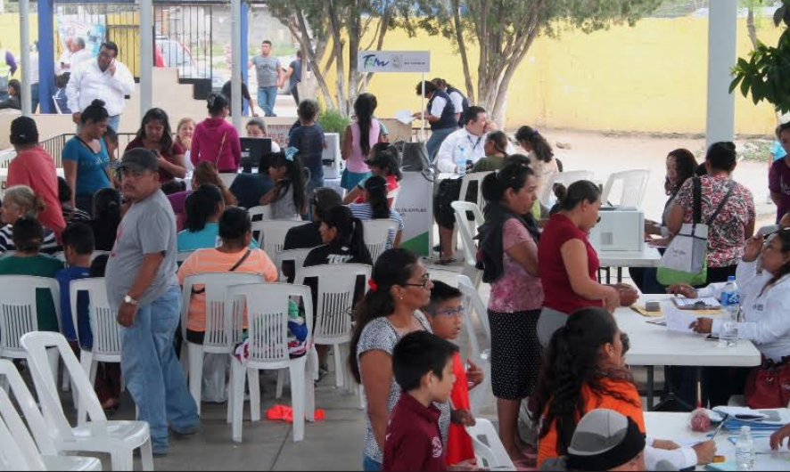 Cubren colonias con jornada de servicios