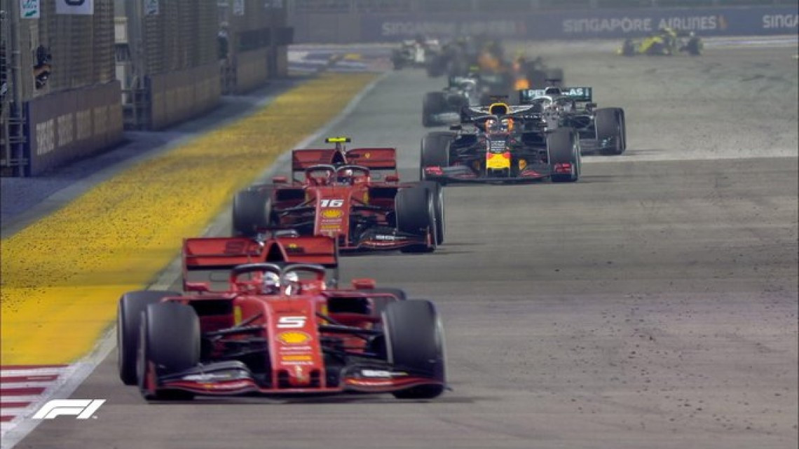 Sebastian Vettel se lleva el GP de Singapur, Checo Pérez termina en la décimo novena posición 