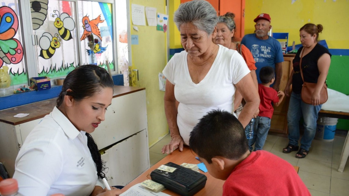 Llevan Brigada de Sedesol a la Ernesto Zedillo