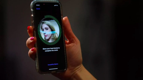 WhatsApp tendrá TouchID y FaceID