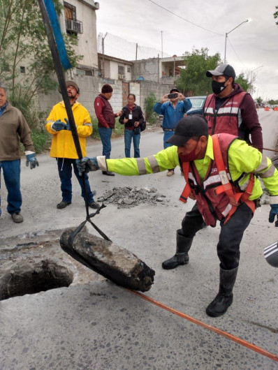 Eliminó COMAPA obstrucción de drenaje La Esperanza 
