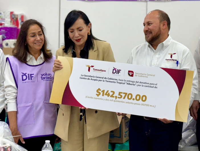 Entrega Secretaría General de Gobierno donativo para damnificados de la tormenta tropical Alberto