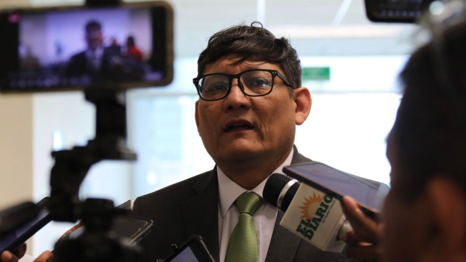 Busca diputado aplicar un tabulador a cuotas escolares 