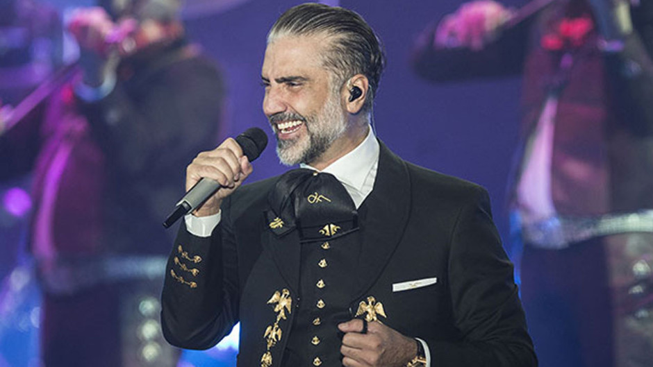 Anuncian fechas de la gira “Hecho en México” de Alejandro Fernández