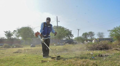 DIF Reynosa y Ayuntamiento cerca de las familias de la Colonia 10 de Mayo