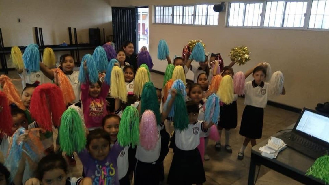 Llevan actividades deportivas a primarias de Matamoros