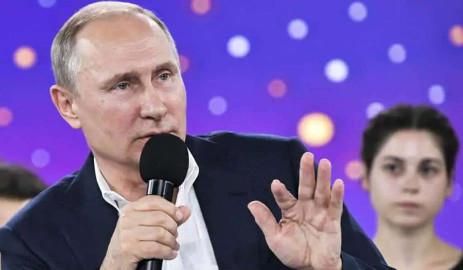 Vladimir Putin estrena programa televisivo