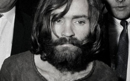 Entregarán restos de Charles Manson a su nieto