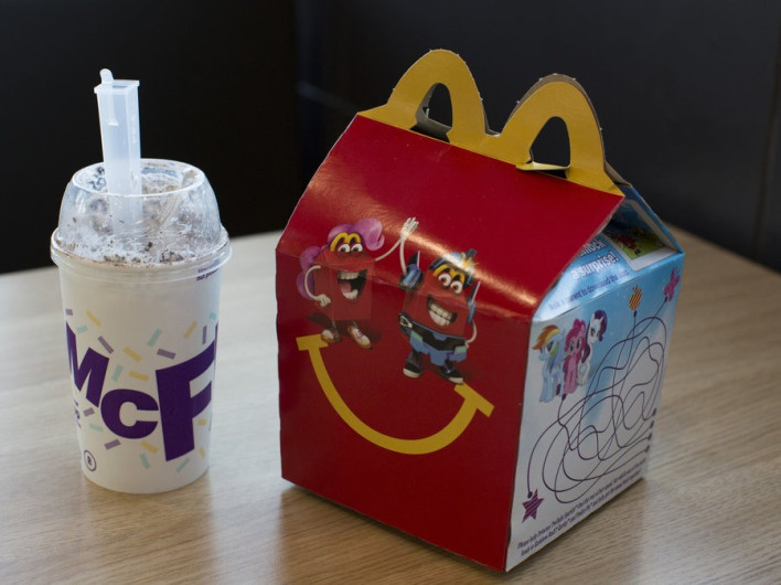 McDonald’s retira productos para evitar obesidad infantil 