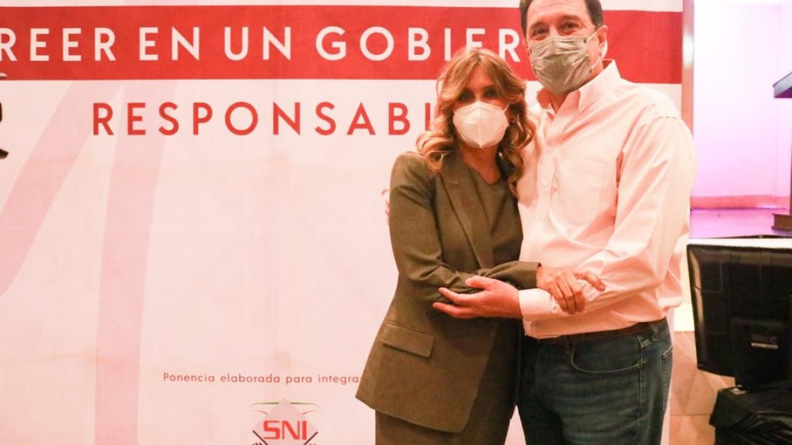 Maki Ortiz tiene éxito en Nuevo Laredo