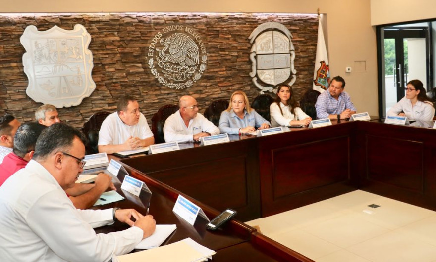 Atienden Gobierno del Estado y municipio problemática ambiental en El Barranco