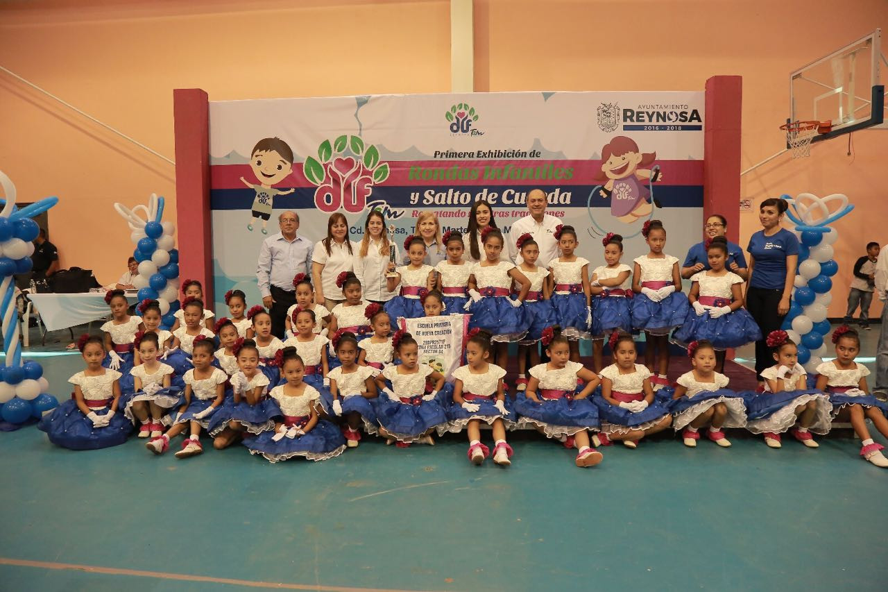 Realiza DIF primera exhibición de rondas infantiles 