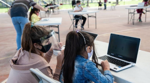 Si no bajan los contagios los maestros no regresaremos a clases presenciales: SNTE