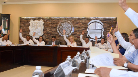 Presentan en sesión de cabildo informe de Comisión de Protección Civil