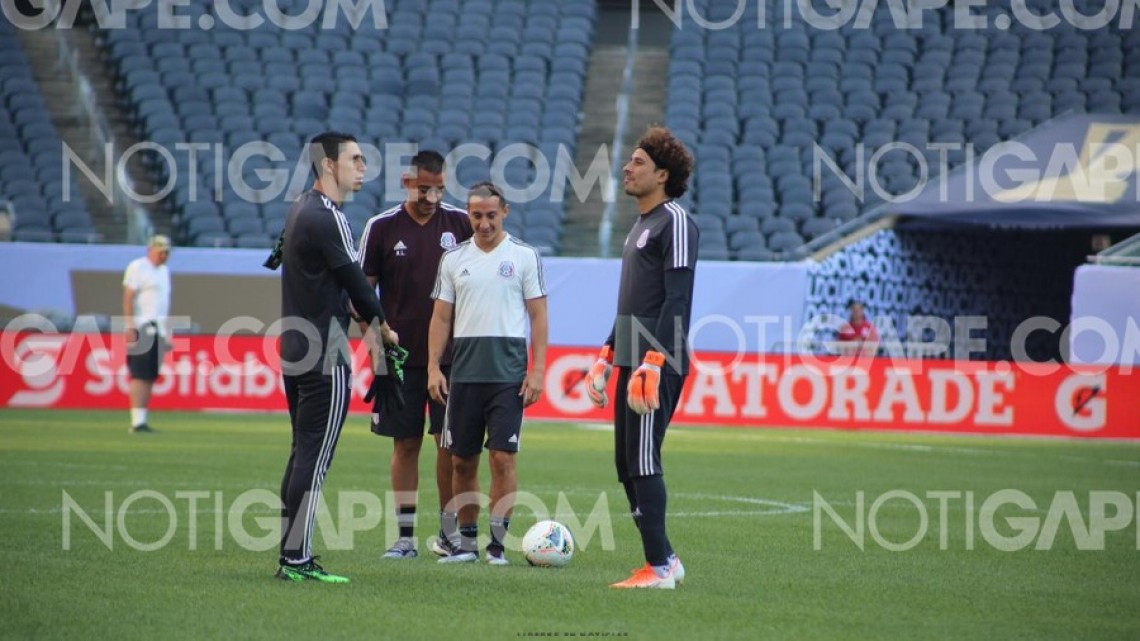 Con espías y todo, entrenó la Selección Mexicana en Chicago