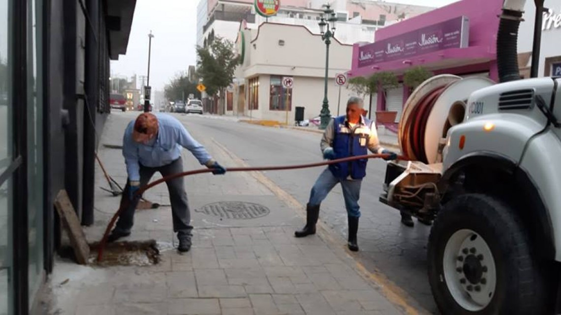 Comapa trabaja con cuadrillas en diferentes puntos