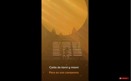 Karol G sufre espantosa caída en el escenario