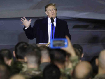 EI pero al 100% su territorio en Siria: Trump