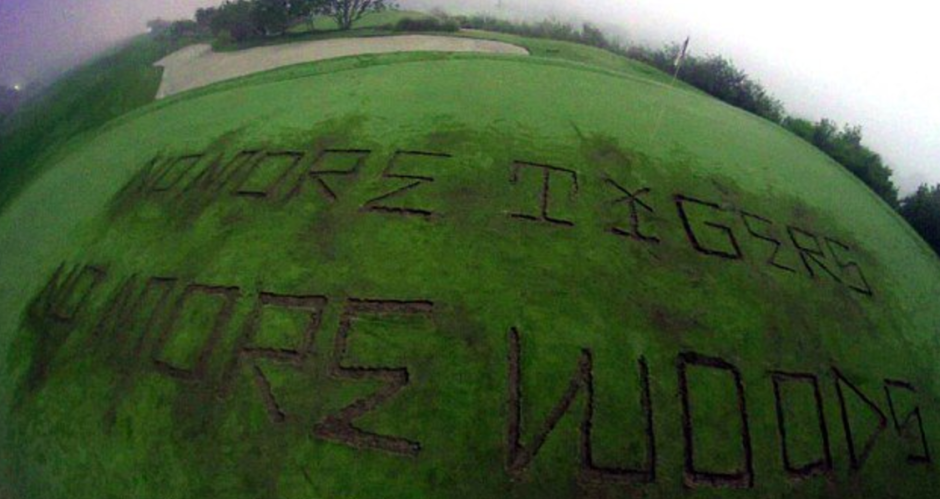 Vandalizan campo de golf de Trump en California