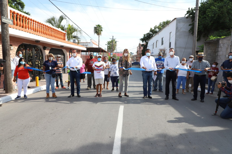 Entrega Alcaldesa rehabilitación asfáltica en colonia El Maestro