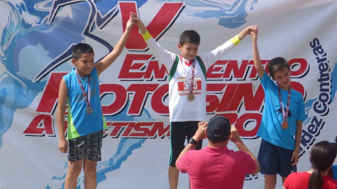 Tamaulipecos arrasan en el Encuentro Potosino de Atletismo