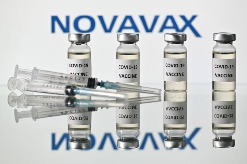 Estados Unidos aprueba la fórmula de Novavax